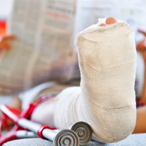 Bein gebrochen durch Treppensturz